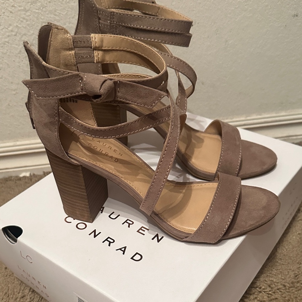 LC Lauren Conrad Women's Brown Strappy Heels
